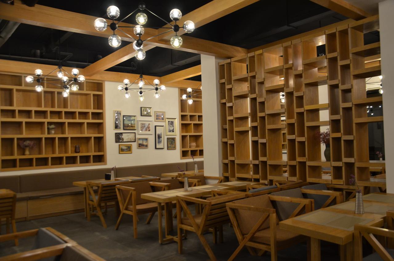 Qifan Hotel Kunming Train Station Branch מראה חיצוני תמונה